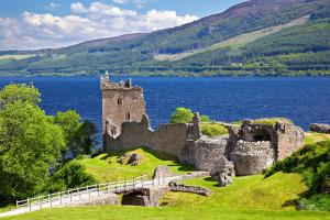 Die große Reise rund um Großbritannien: Bremerhaven - Lerwick - Ullapool - Belfast - Galway - Cobh - Falmouth - Portsmouth - Newhaven - Bremerhaven mit der MS Artania Die große Reise rund um Großbritannien: Bremerhaven - Lerwick - Ullapool - Belfast - Galway - Cobh - Falmouth - Portsmouth - Newhaven - Bremerhaven mit der MS Artania