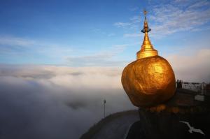 Myanmar - Zauberhaftes Myanmar: Landprogramm Yangon - Mrauk U - Sittwe, Flussfahrt Bagan - Amarapura - Ava - Mingun - Mandalay, Landprogramm Inle See - Kyaikhto - Yangon mit der MS Paukan 47 Myanmar - Zauberhaftes Myanmar: Landprogramm Yangon - Mrauk U - Sittwe, Flussfahrt Bagan - Amarapura - Ava - Mingun - Mandalay, Landprogramm Inle See - Kyaikhto - Yangon mit der MS Paukan 47